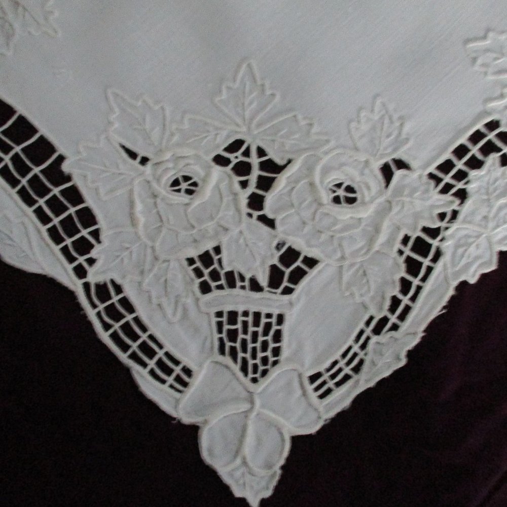 1920s vintage table linen